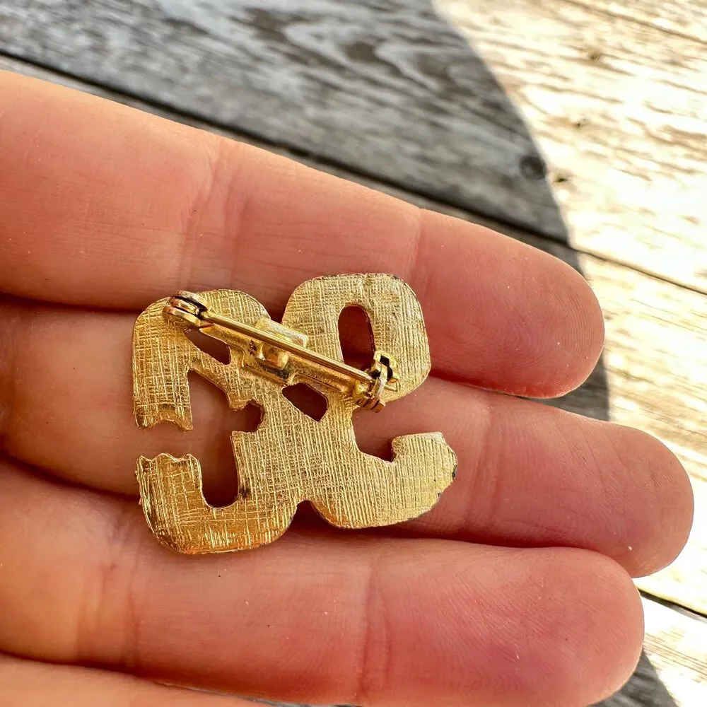 Vintage Gold Tone Number 90 Golf Brooch